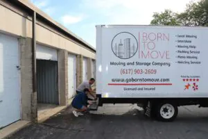 How can I know which storage unit I need for my move?